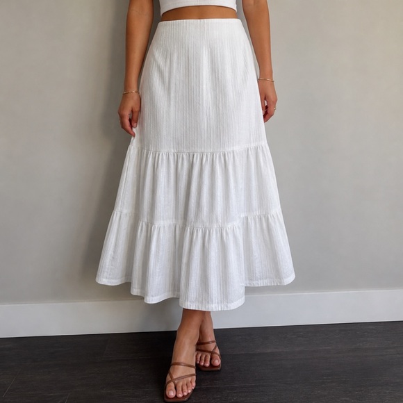 Nine West Dresses & Skirts - Nine West White Tiered Pleated Midi Skirt Floral Textured | Size 8